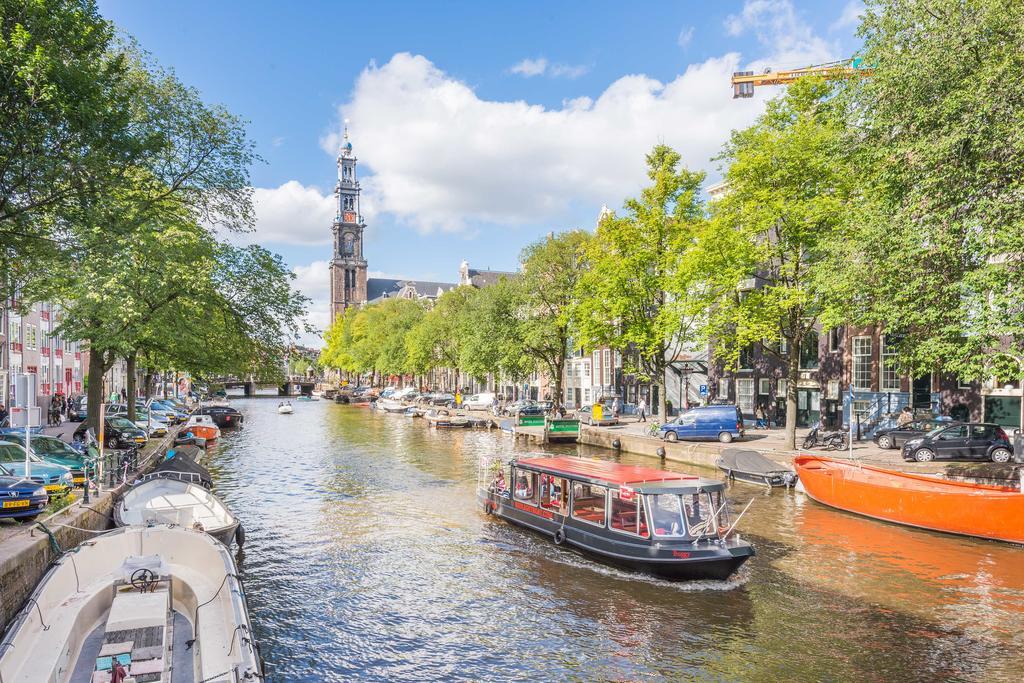 Houseboat Studio With Canalview And Free Bikes Amsterdam Room photo